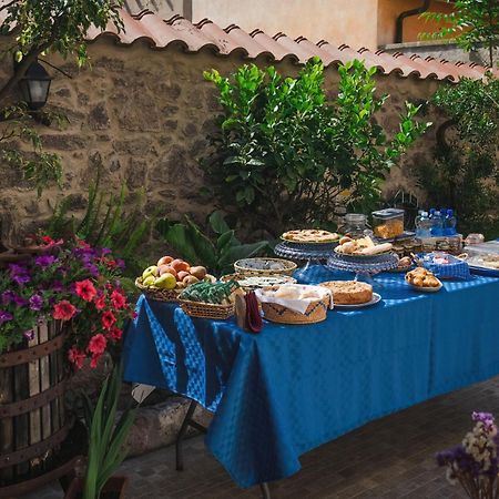 B&B L'Albero Dei Limoni Portoscuso Bagian luar foto